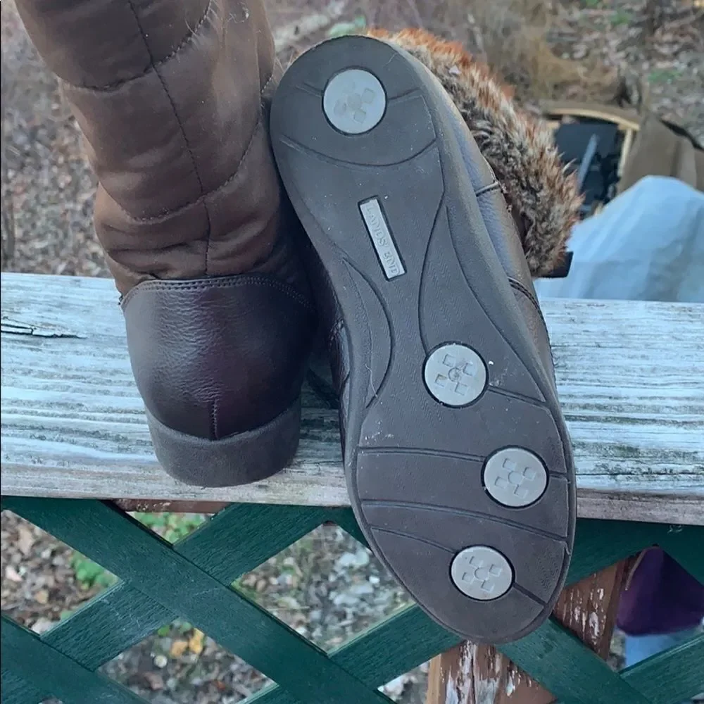 Lands end Faux Lined Winter boots Sz 5Y